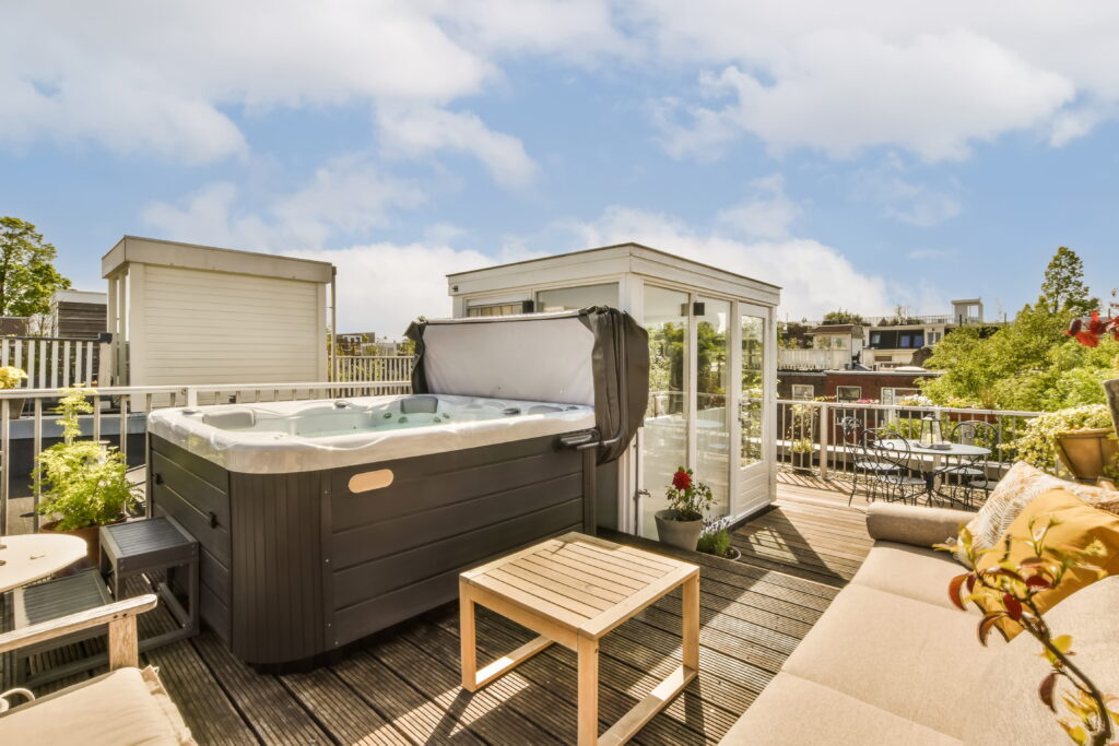 rooftop-deck-with-hot-tub-and-city-views-2026-03-18-09-47-26-utc (1)
